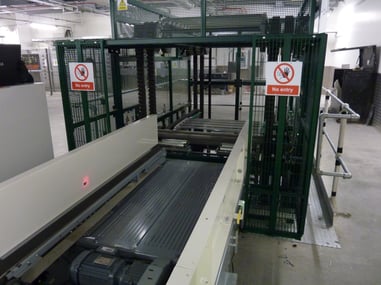 S-Conveyor Baggage Tray